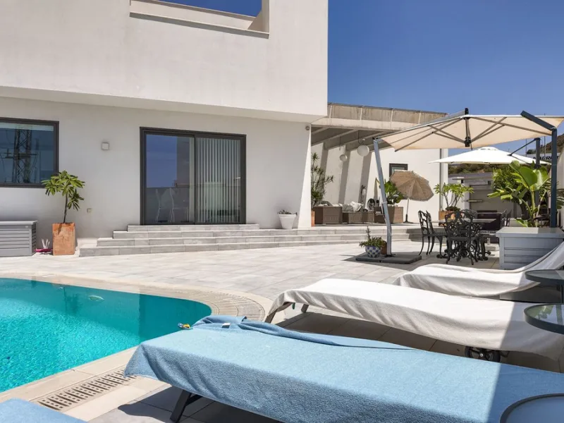 Exclusive Villa with Sea Views in Pedregalejo