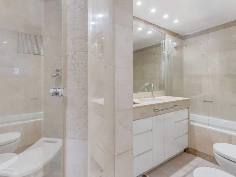 Exclusive bright apartment with sea views in Diagonal Mar, Barcelona