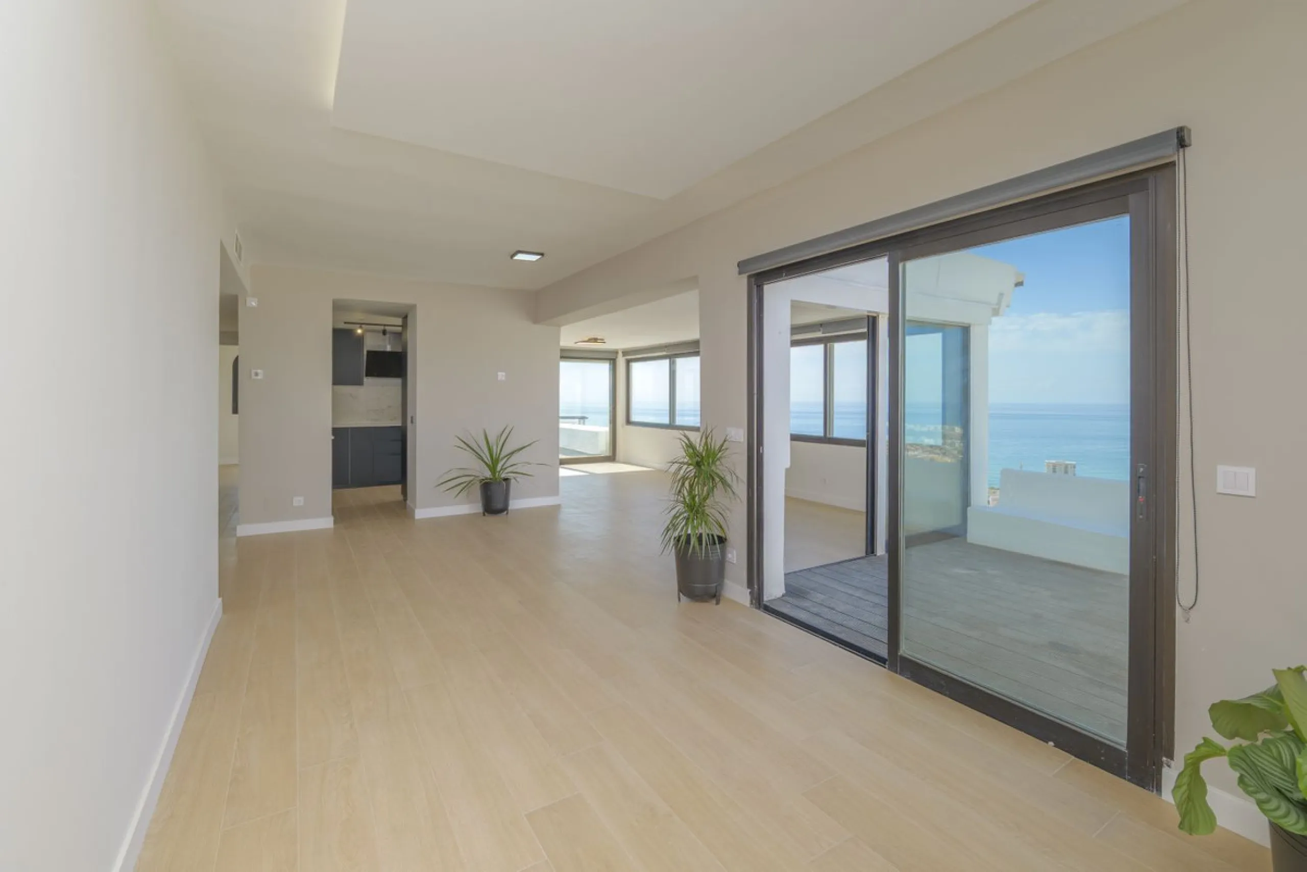 Apartment - Penthouse в продаже в Mijas, Málaga. В доме 3 спален и 2 ванных комнат. Площадь дома 115 м²