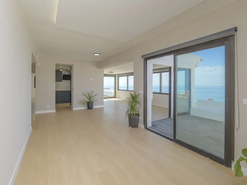 Apartment - Penthouse в продаже в Mijas, Málaga. В доме 3 спален и 2 ванных комнат. Площадь дома 115 м²