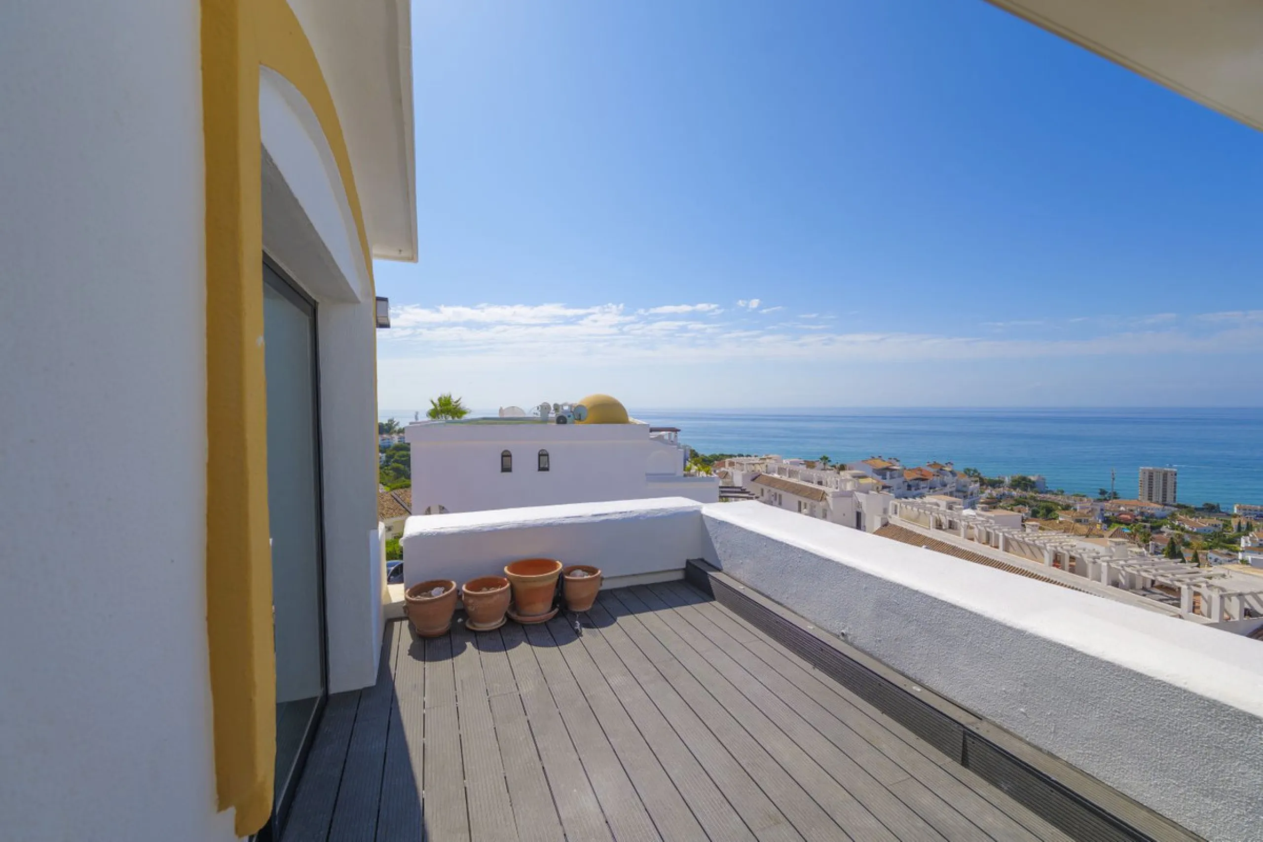 Apartment - Penthouse в продаже в Mijas, Málaga. В доме 3 спален и 2 ванных комнат. Площадь дома 115 м²