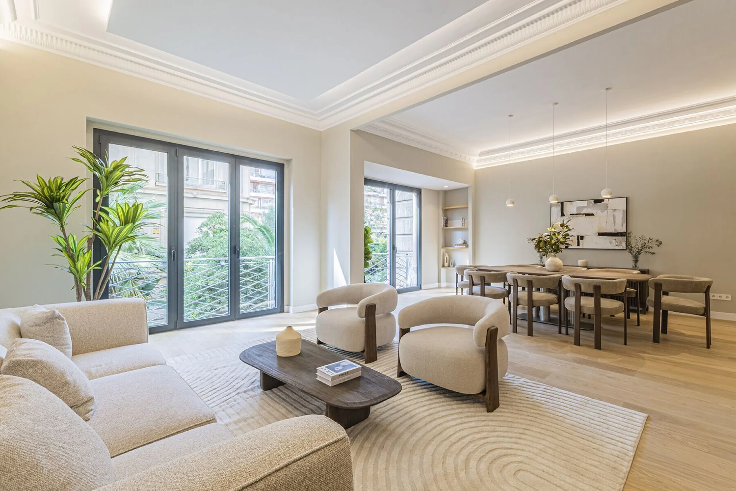 Luxury Renovated Apartment with Four Suites in Sant Gervasi-Galvany, Barcelona