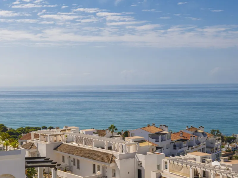 Apartment - Penthouse в продаже в Mijas, Málaga. В доме 3 спален и 2 ванных комнат. Площадь дома 115 м²