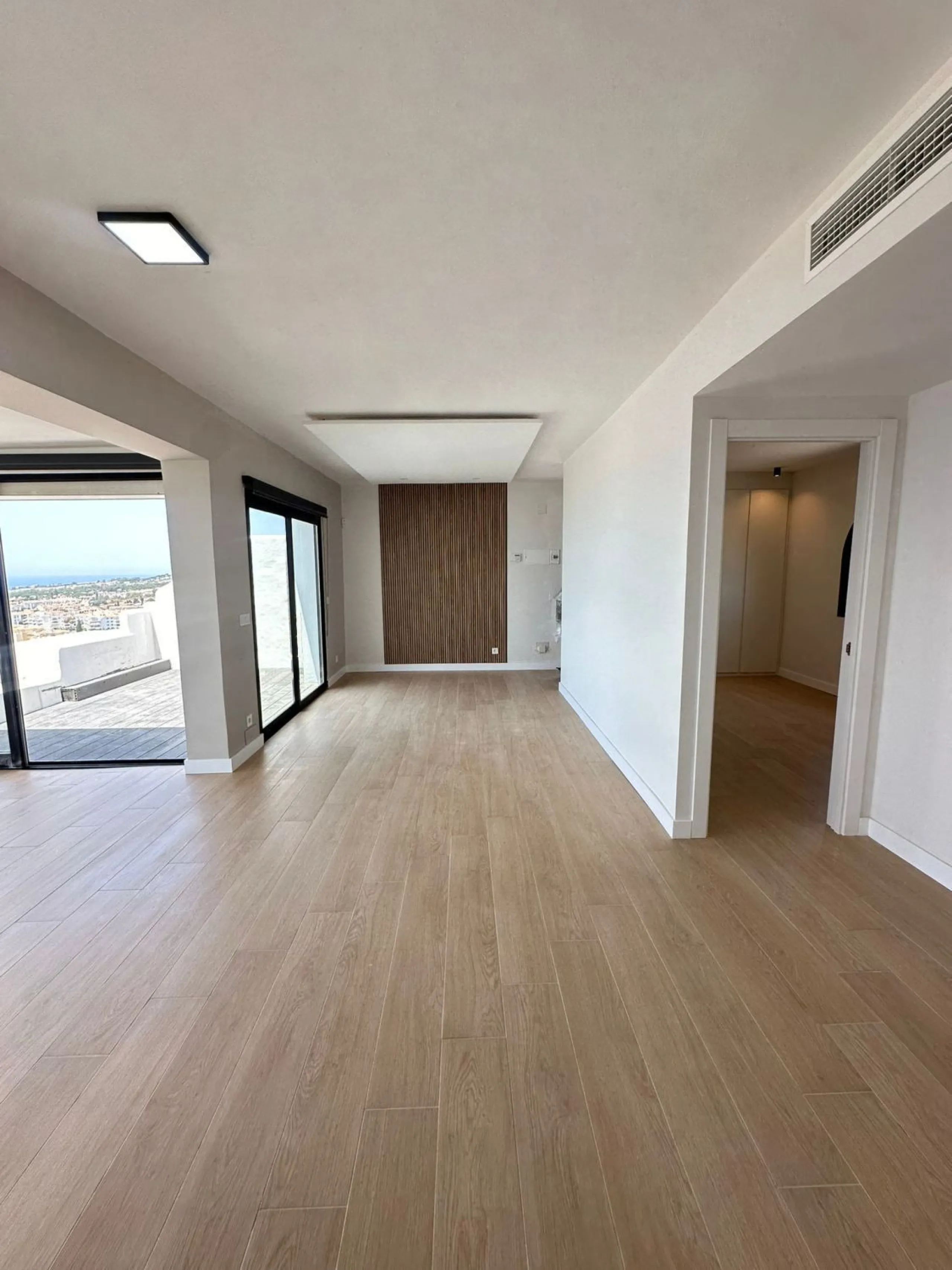 Apartment - Penthouse в продаже в Mijas, Málaga. В доме 3 спален и 2 ванных комнат. Площадь дома 115 м²