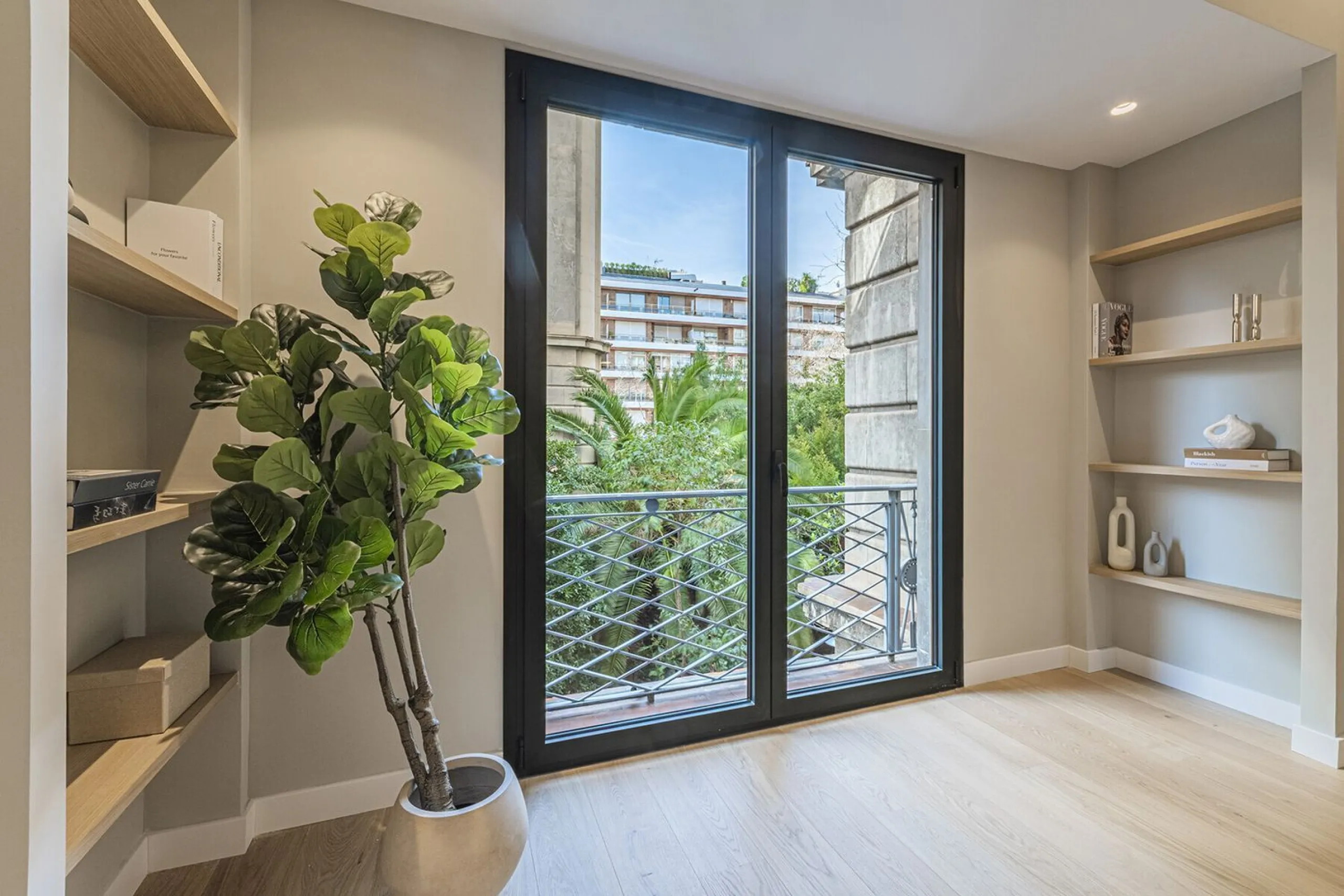 Luxury Renovated Apartment with Four Suites in Sant Gervasi-Galvany, Barcelona