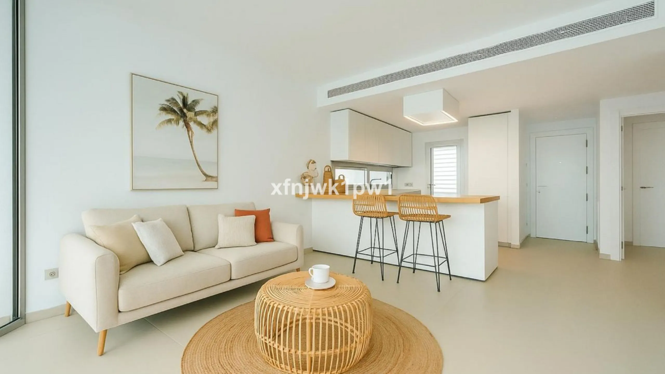 This magnificent penthouse has a total of 239 m2 built area, distributed across 85 m2 of living space, a 34 m2 terrace, and a 120 m2 solarium. It also includes two large parking spaces and a storage room, included in the price.