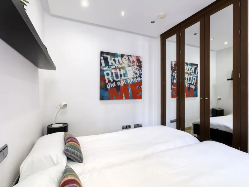 Stunning 3 bed duplex with private rooftop pool located in the exclusive beachfront urbanisation Bahia de la Plata.