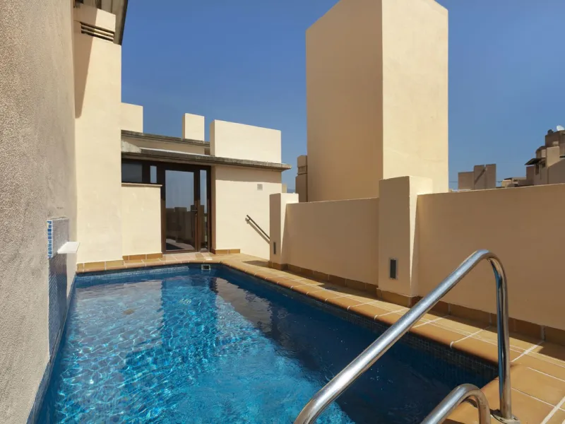 Stunning 3 bed duplex with private rooftop pool located in the exclusive beachfront urbanisation Bahia de la Plata.