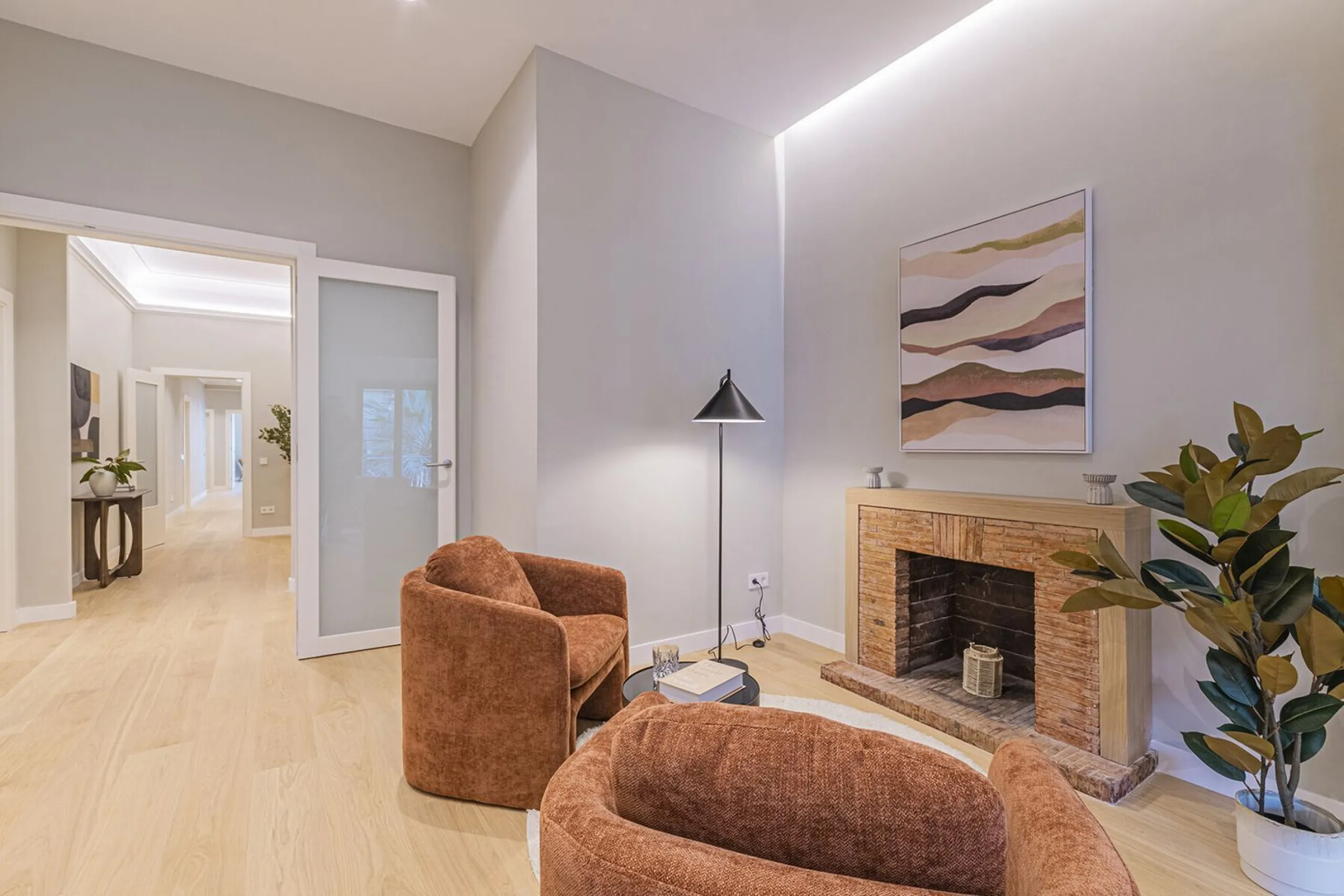 Luxury Renovated Apartment with Four Suites in Sant Gervasi-Galvany, Barcelona