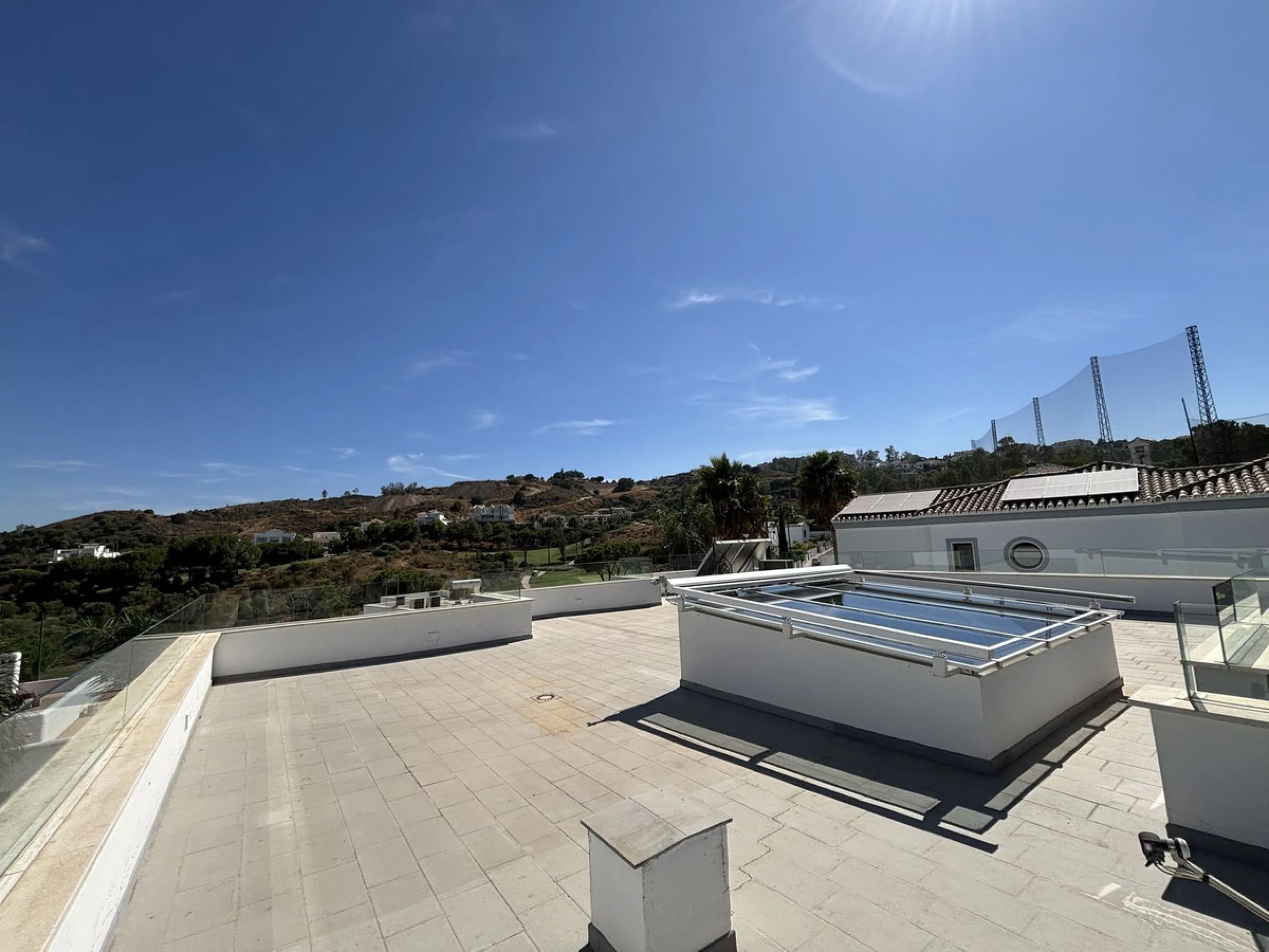 This stylish modern villa is located frontline to the golf course in the sought-after La Cala Golf Resort. With clean lines, large windows, and a sleek design, the property offers bright and open living spaces with stunning golf and mountain views and a r