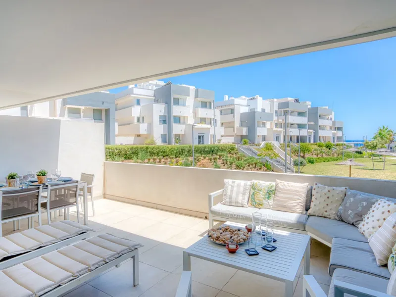 Modern 2-Bedroom Ground Floor Apartment with Sea Views in Estepona