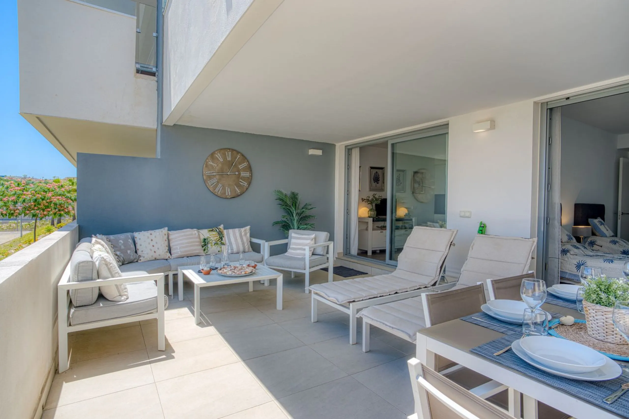 Modern 2-Bedroom Ground Floor Apartment with Sea Views in Estepona