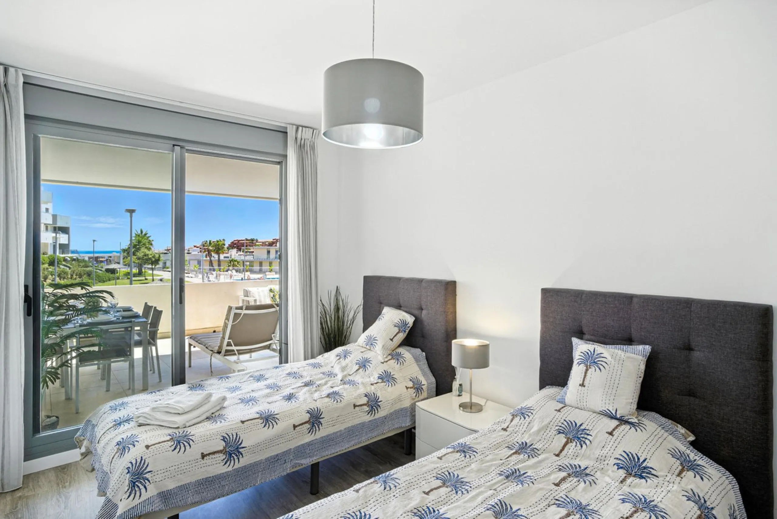Modern 2-Bedroom Ground Floor Apartment with Sea Views in Estepona