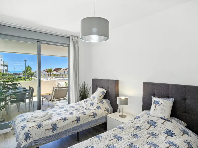 Modern 2-Bedroom Ground Floor Apartment with Sea Views in Estepona