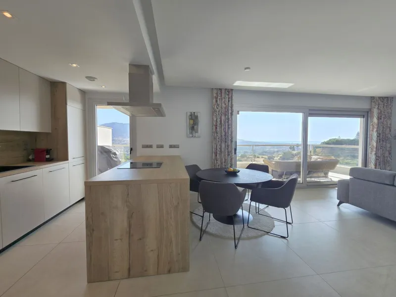 Stylish 3-Bed Corner Apartment with Panoramic Views in La Cala Golf