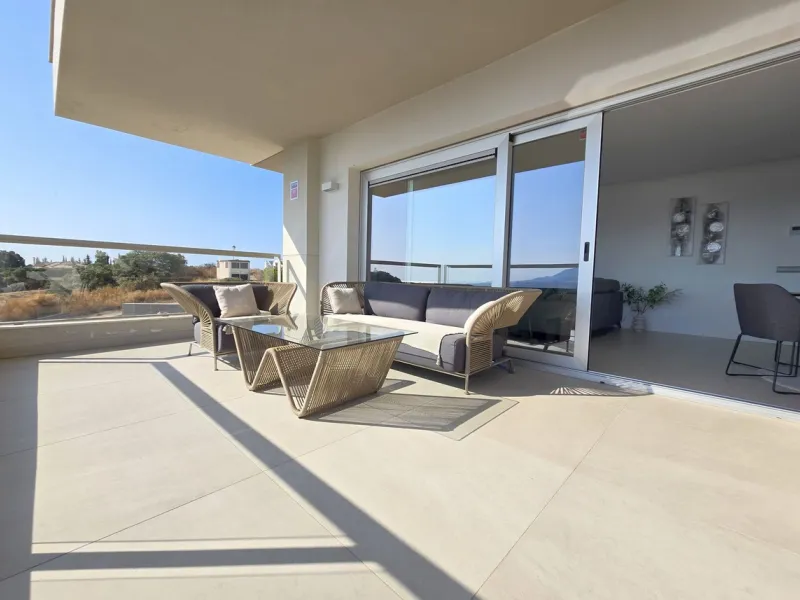 Stylish 3-Bed Corner Apartment with Panoramic Views in La Cala Golf