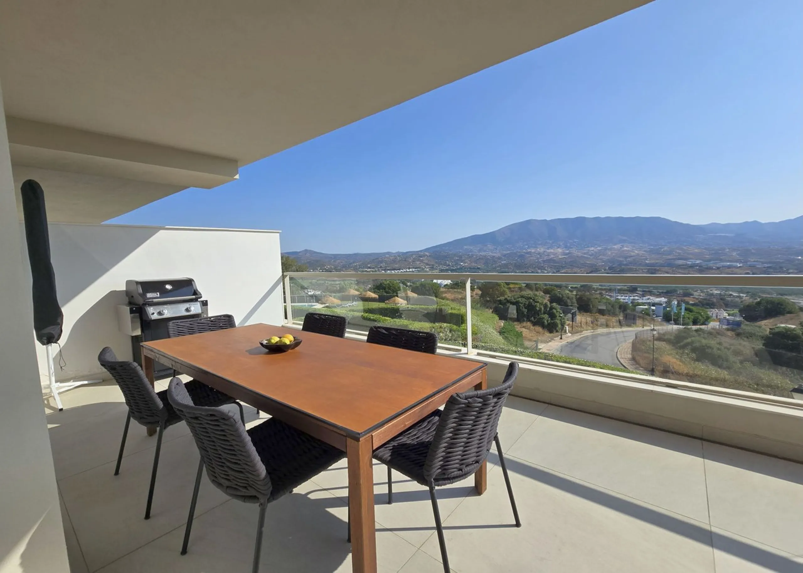 Stylish 3-Bed Corner Apartment with Panoramic Views in La Cala Golf
