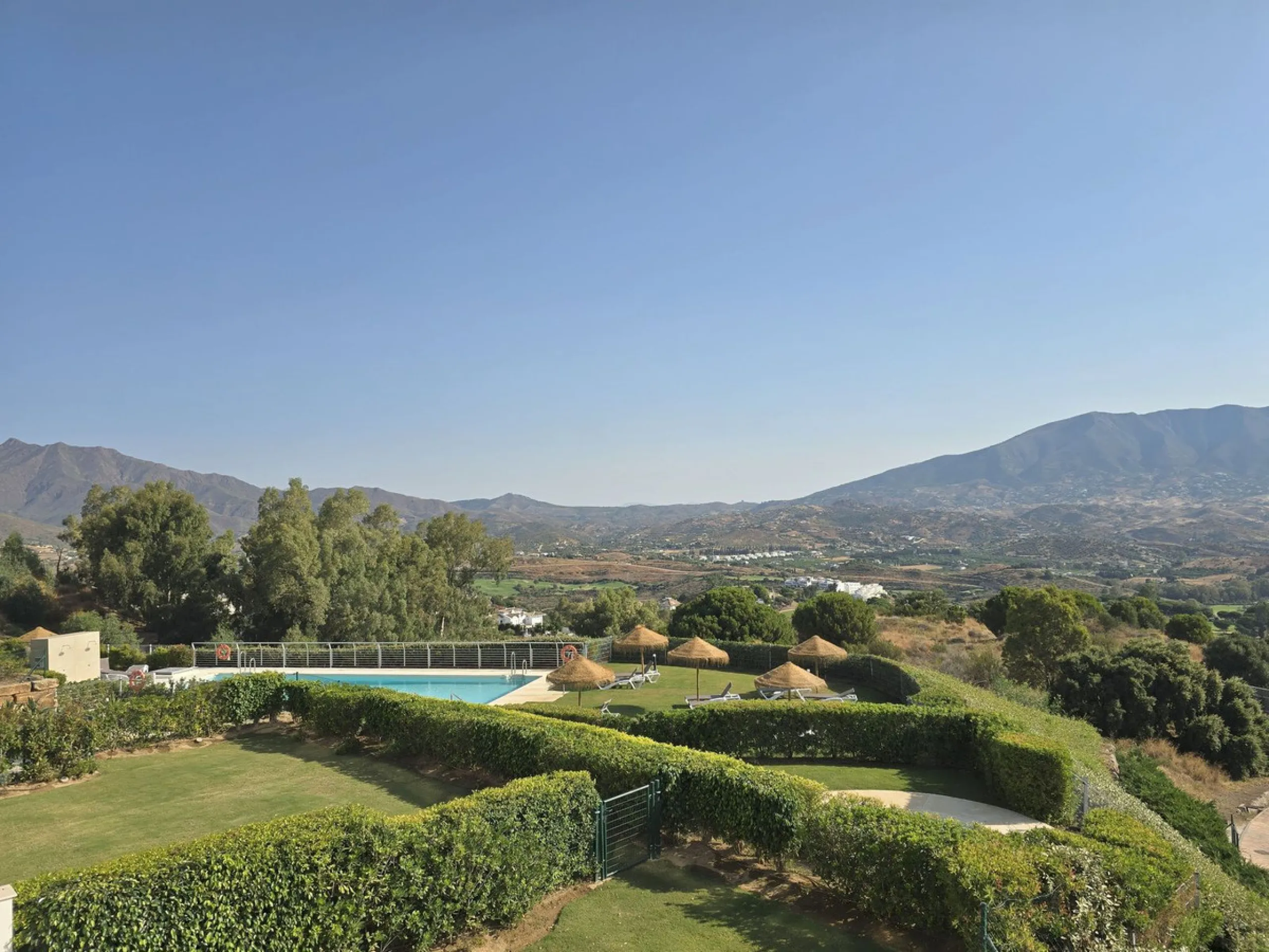 Stylish 3-Bed Corner Apartment with Panoramic Views in La Cala Golf