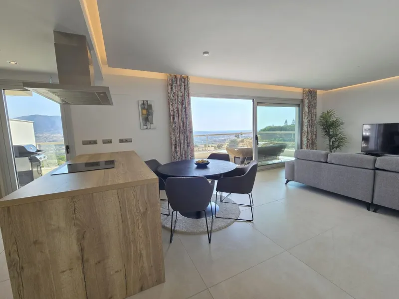 Stylish 3-Bed Corner Apartment with Panoramic Views in La Cala Golf