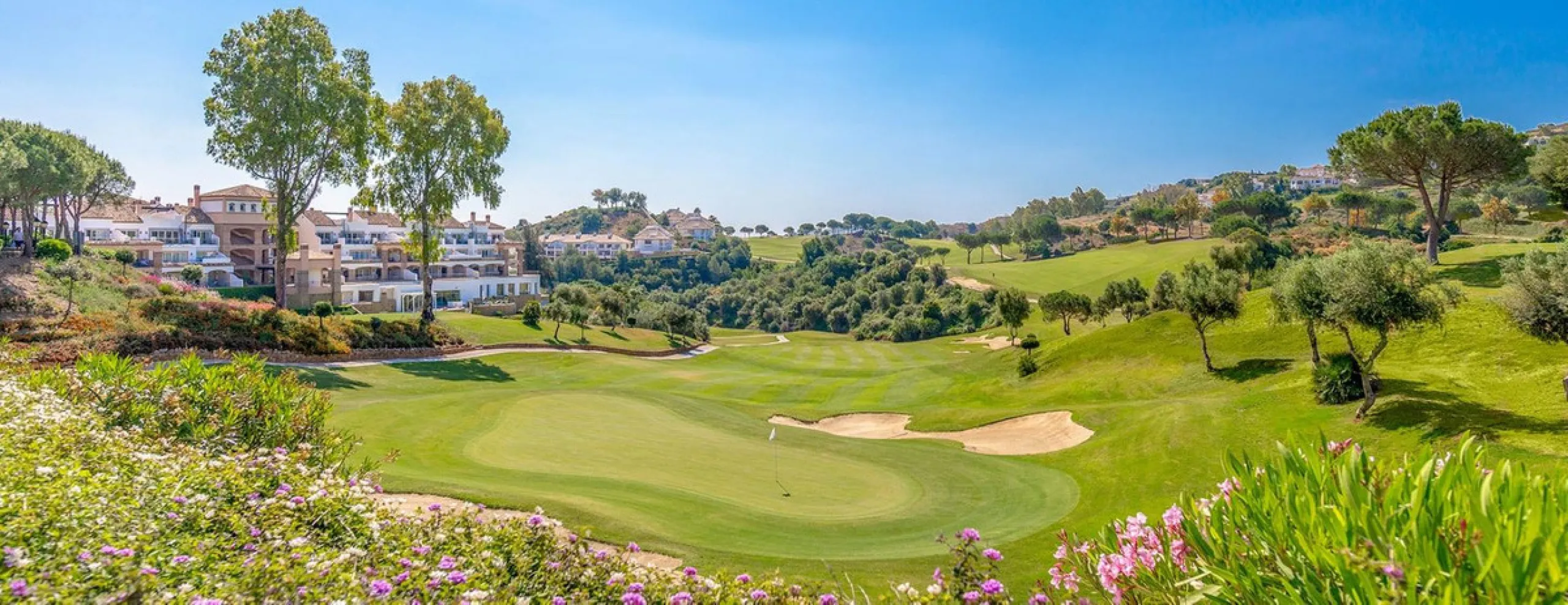 Stylish 3-Bed Corner Apartment with Panoramic Views in La Cala Golf