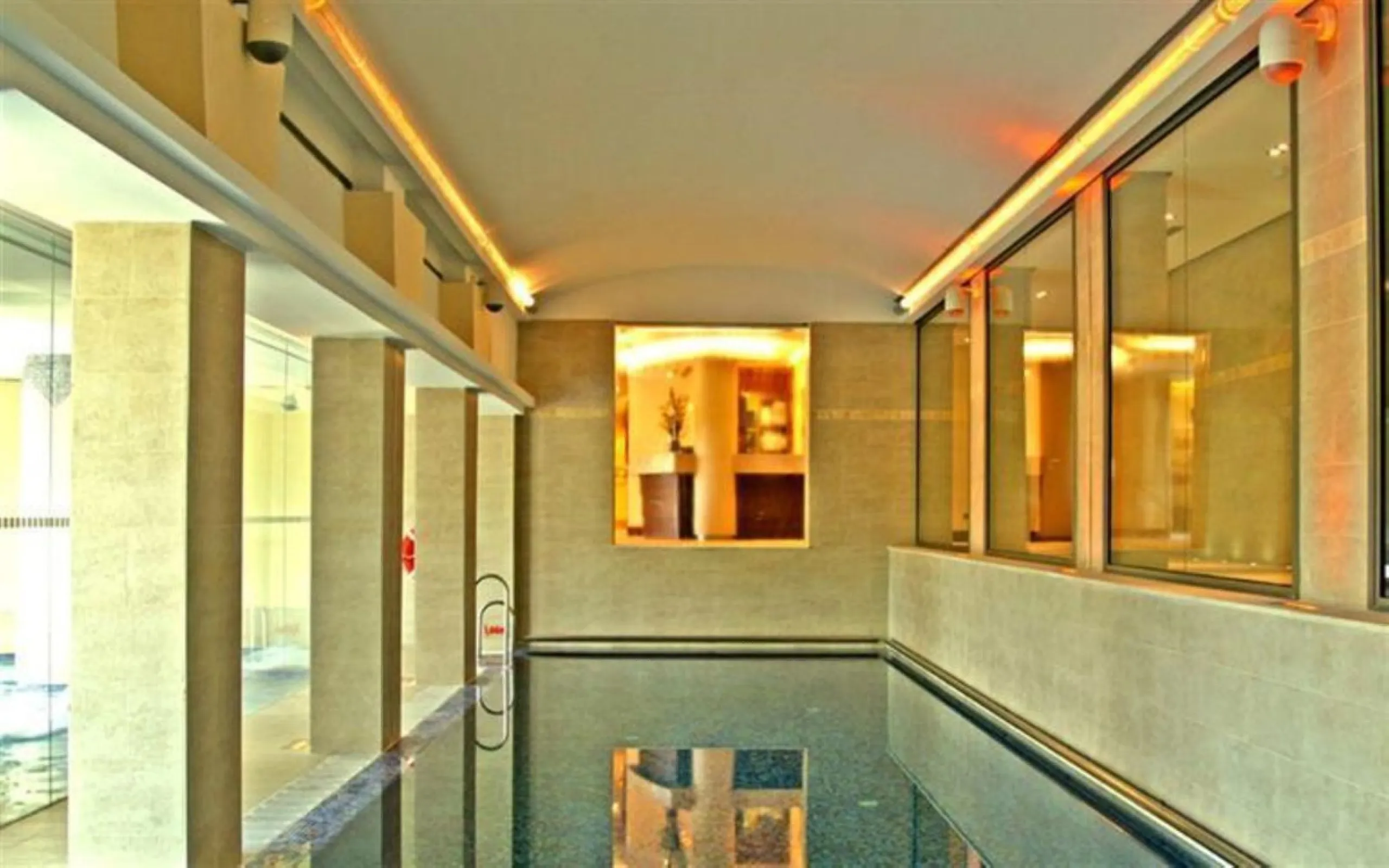 Stylish 3-Bed Corner Apartment with Panoramic Views in La Cala Golf