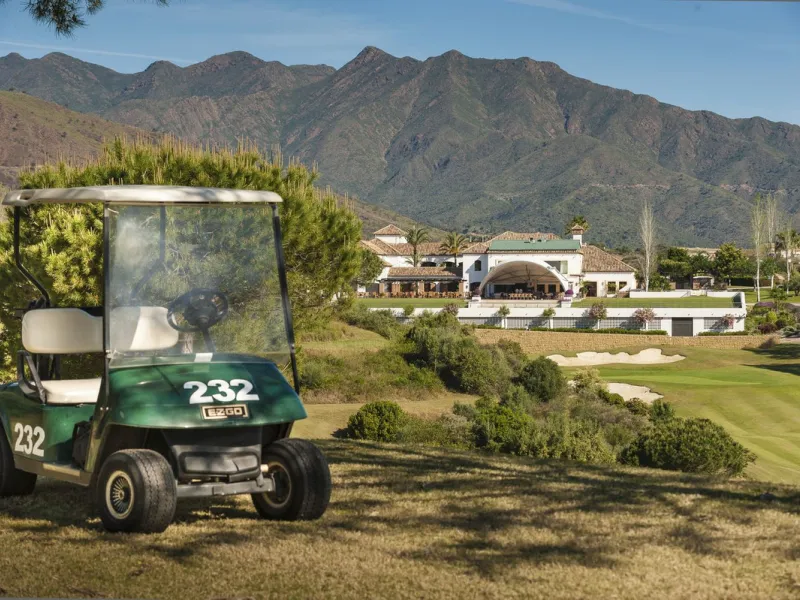 Stylish 3-Bed Corner Apartment with Panoramic Views in La Cala Golf