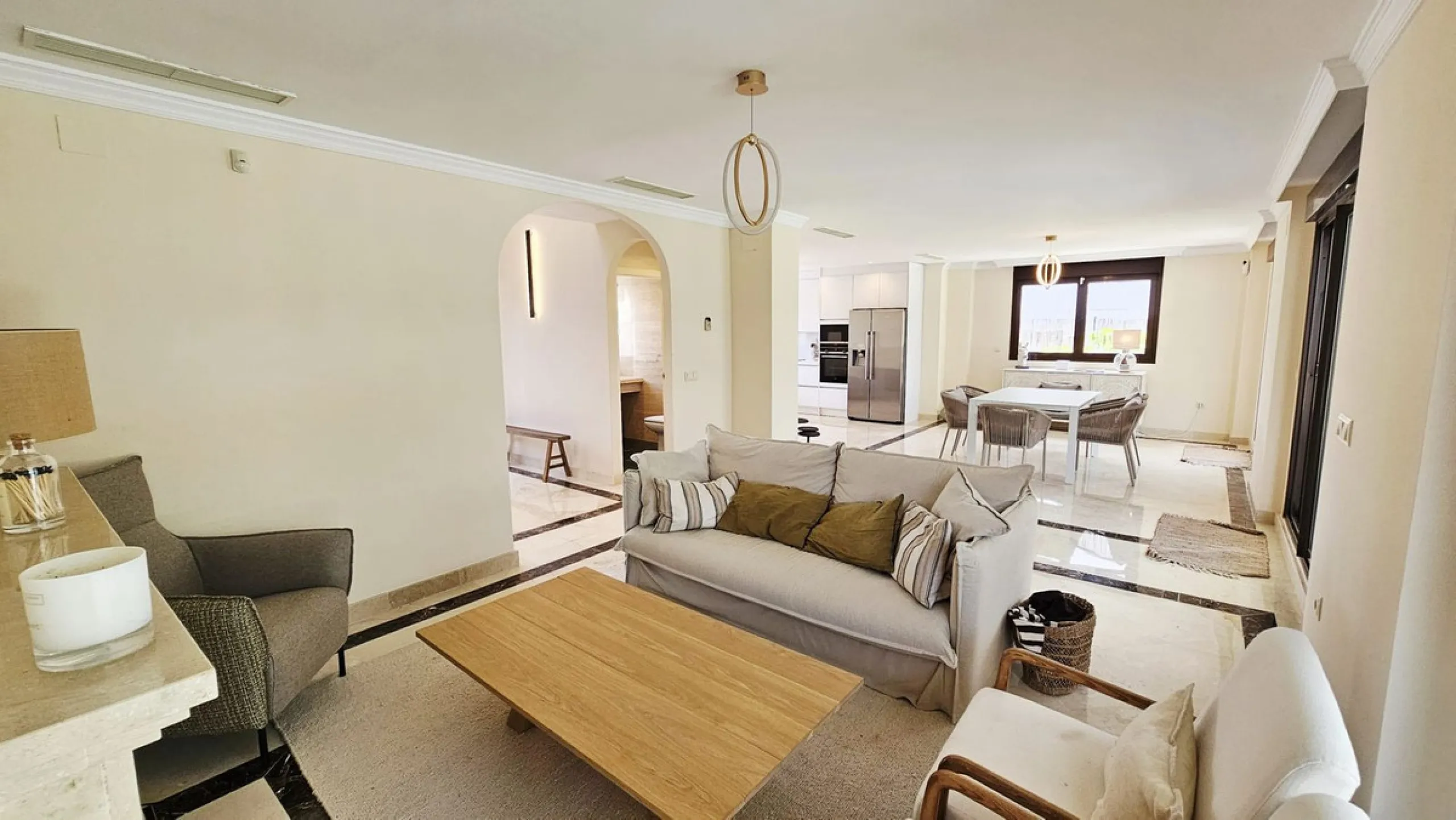Exclusive villa in Azata Golf, Estepona – Spacious, bright and with private pool!!