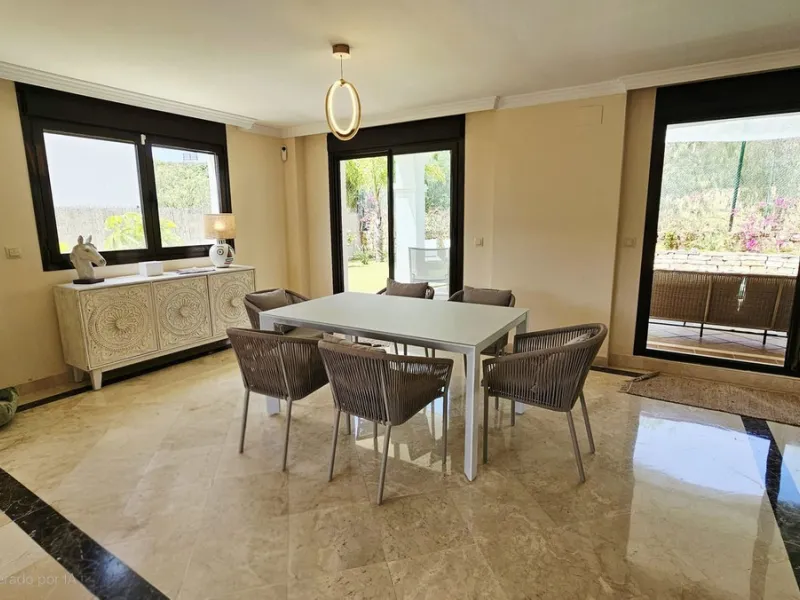 Exclusive villa in Azata Golf, Estepona – Spacious, bright and with private pool!!