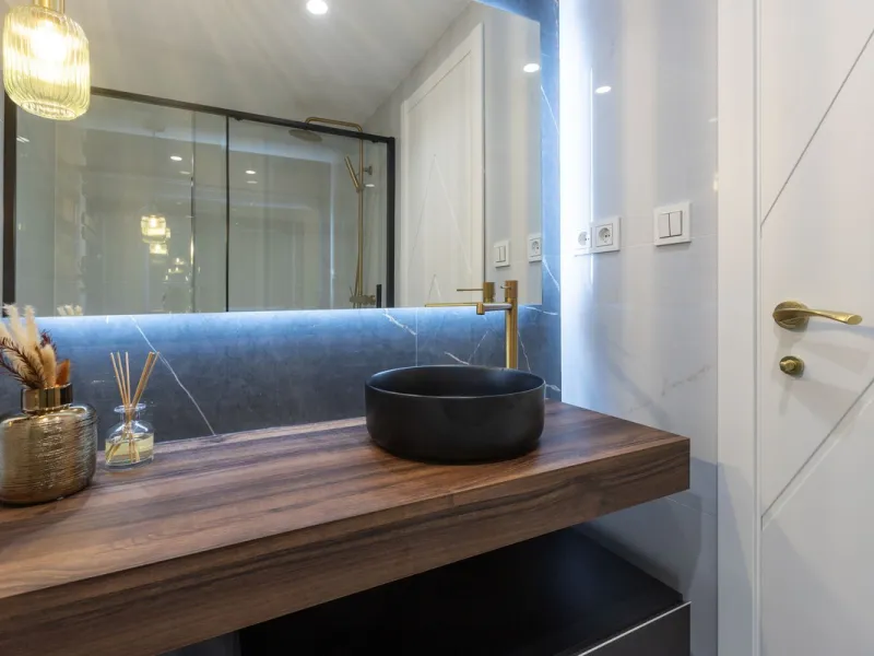 Brand-New Penthouse, Fully Renovated, Right in the Heart of Marbella Center!