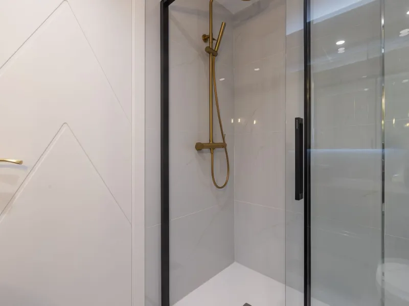 Brand-New Penthouse, Fully Renovated, Right in the Heart of Marbella Center!
