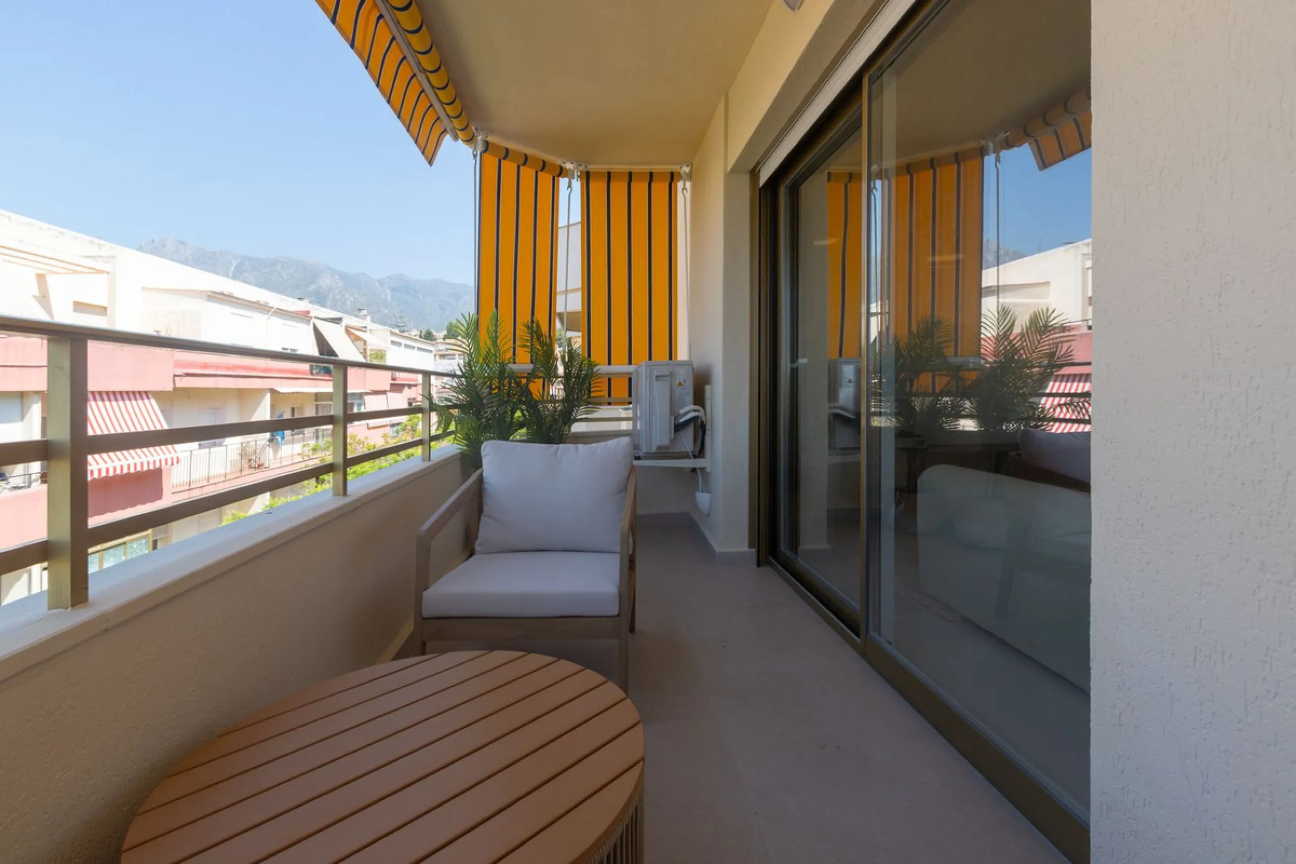 Brand-New Penthouse, Fully Renovated, Right in the Heart of Marbella Center!