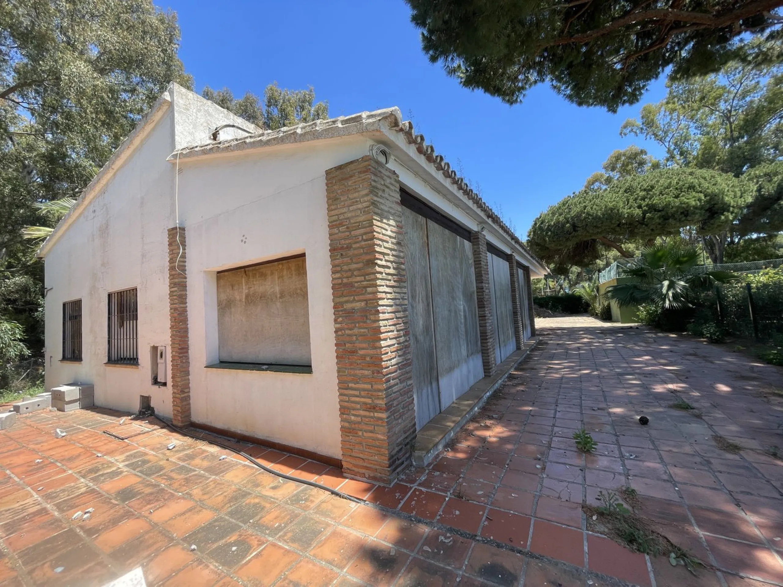 Great opportunity in Elviria, Marbella!