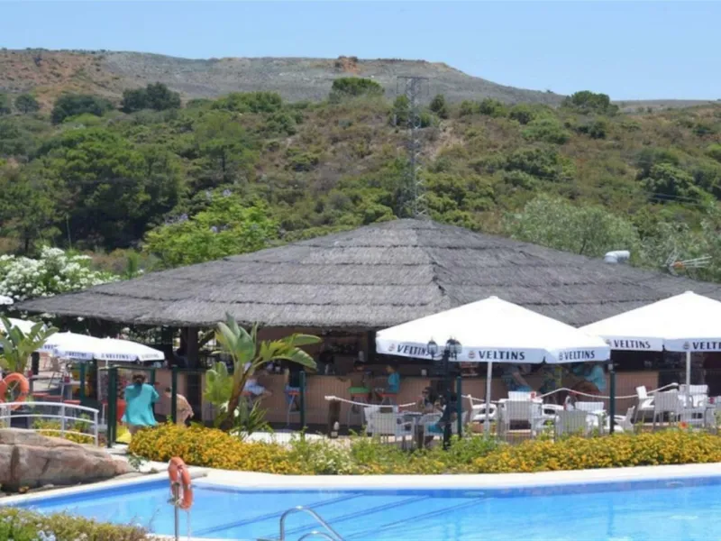 Elegant West-Facing Duplex Penthouse in Parque Botánico, Benahavis, with Touristica Licence.