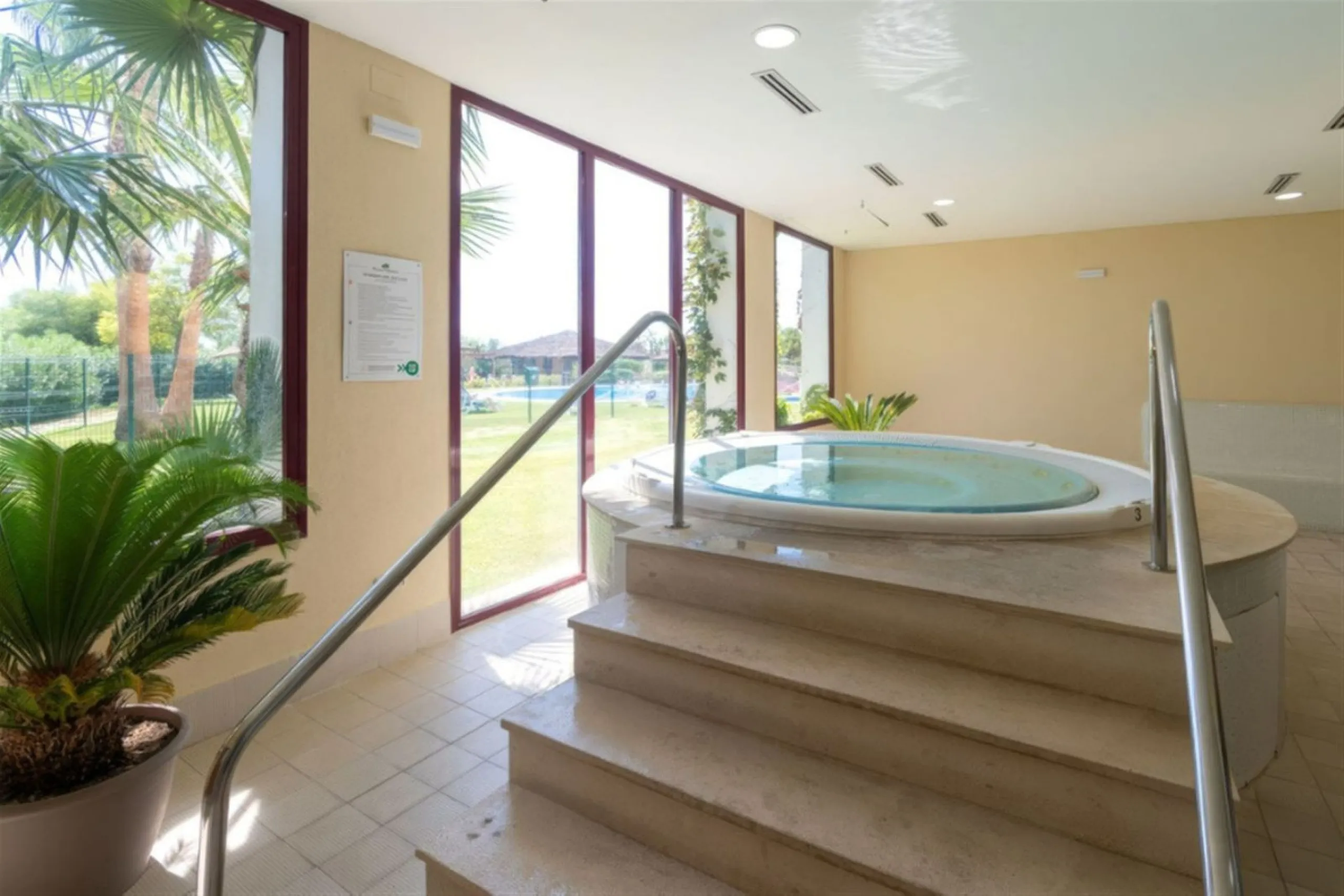 Elegant West-Facing Duplex Penthouse in Parque Botánico, Benahavis, with Touristica Licence.