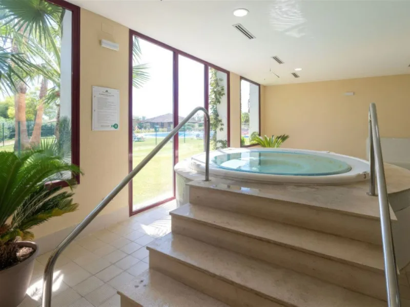 Elegant West-Facing Duplex Penthouse in Parque Botánico, Benahavis, with Touristica Licence.