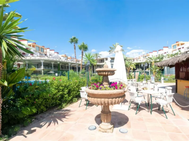 Elegant West-Facing Duplex Penthouse in Parque Botánico, Benahavis, with Touristica Licence.