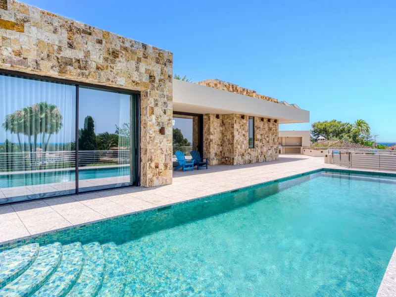 Exclusive Villa in the Heart of Elviria, East Marbella