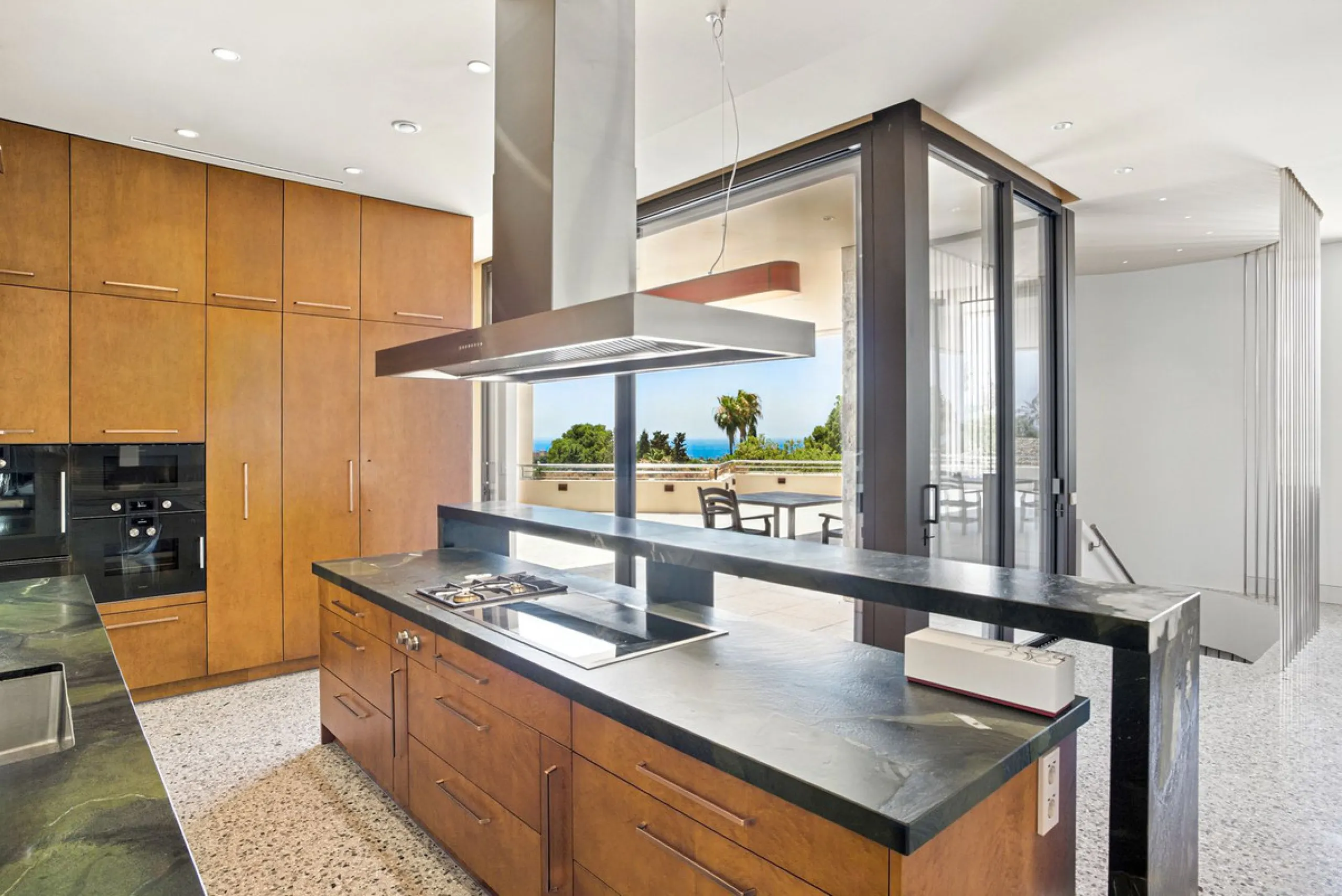 Exclusive Villa in the Heart of Elviria, East Marbella