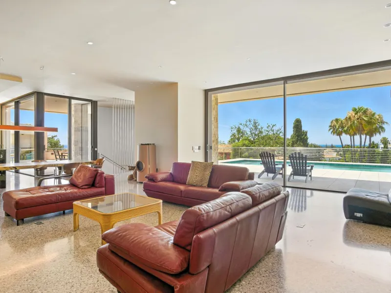 Exclusive Villa in the Heart of Elviria, East Marbella