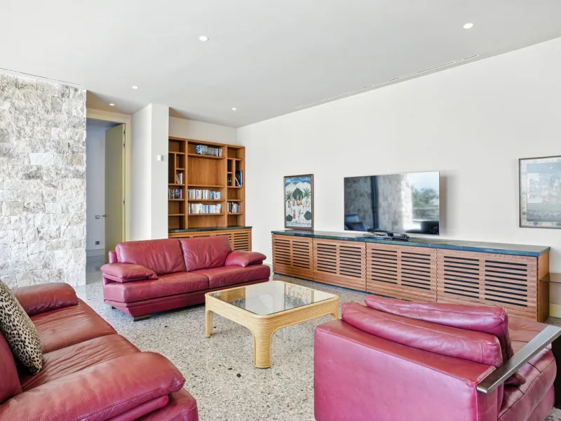 Exclusive Villa in the Heart of Elviria, East Marbella