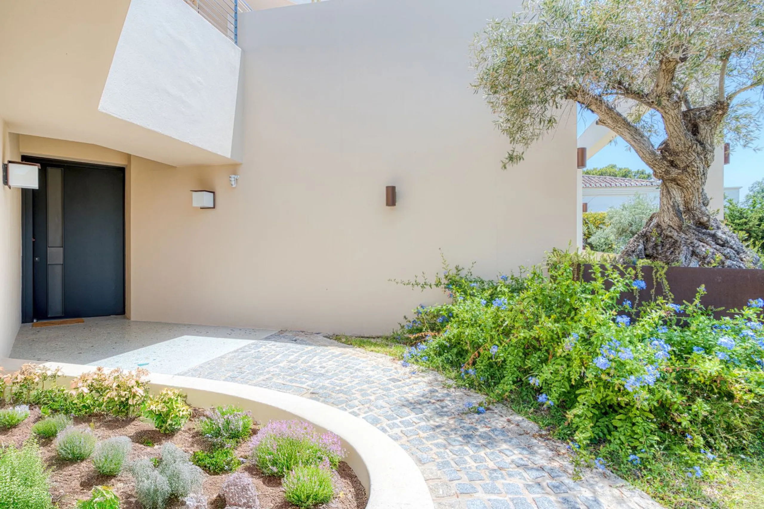 Exclusive Villa in the Heart of Elviria, East Marbella