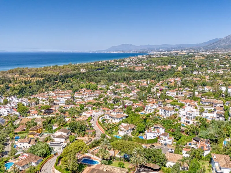 Exclusive Villa in the Heart of Elviria, East Marbella