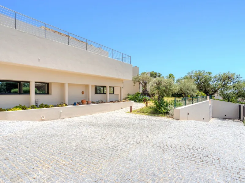Exclusive Villa in the Heart of Elviria, East Marbella