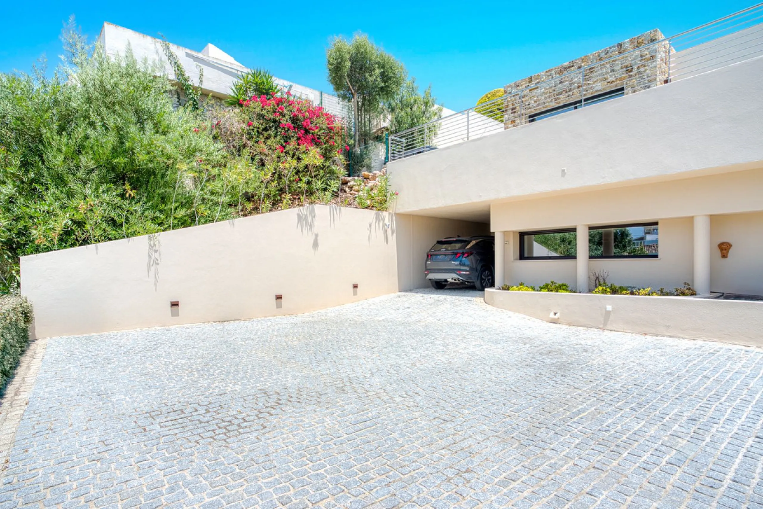 Exclusive Villa in the Heart of Elviria, East Marbella