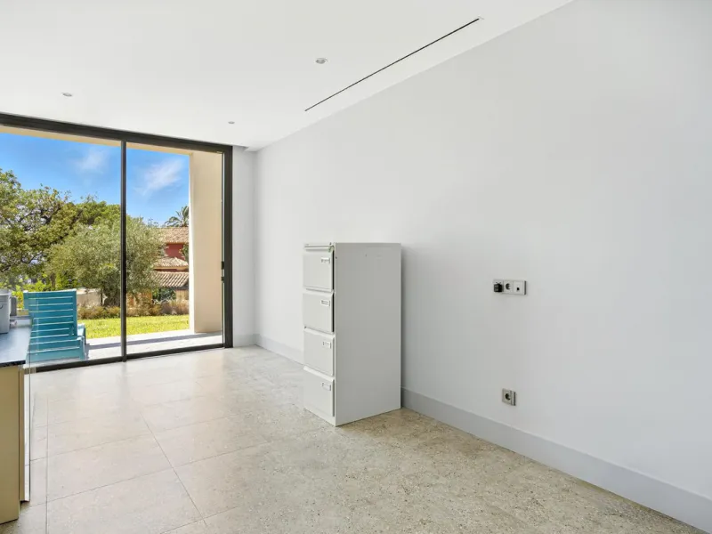 Exclusive Villa in the Heart of Elviria, East Marbella