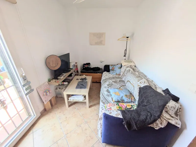 House - Townhouse в продаже в Torremolinos, Málaga. В доме 3 спален и 2 ванных комнат. Площадь дома 119 м². Площадь участка 8 м²