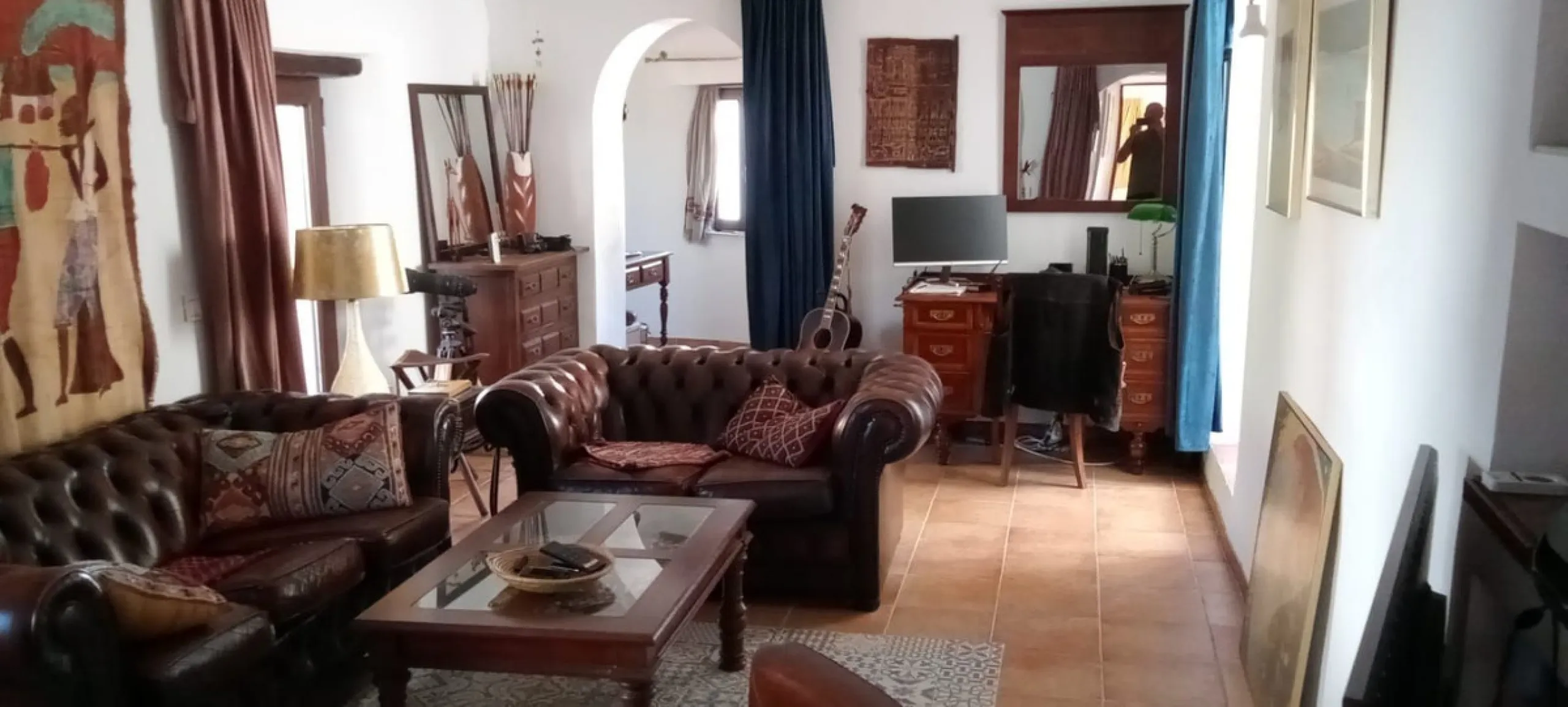 House - Finca - Cortijo в продаже в Casares, Málaga. В доме 4 спален и 2 ванных комнат. Площадь дома 175 м². Площадь участка 24990 м²