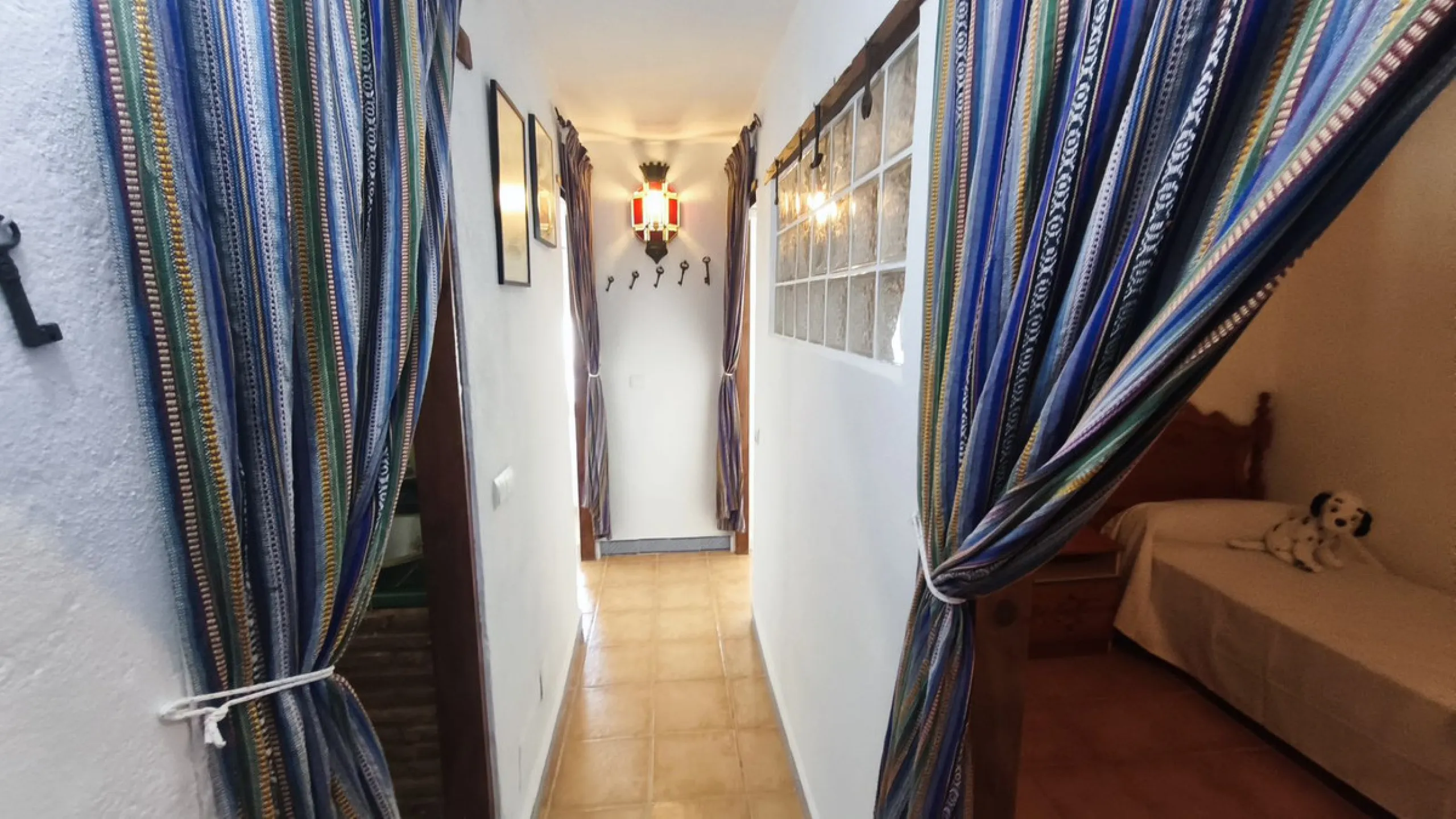 Charming property with views, pool and covered terrace - near Marbella