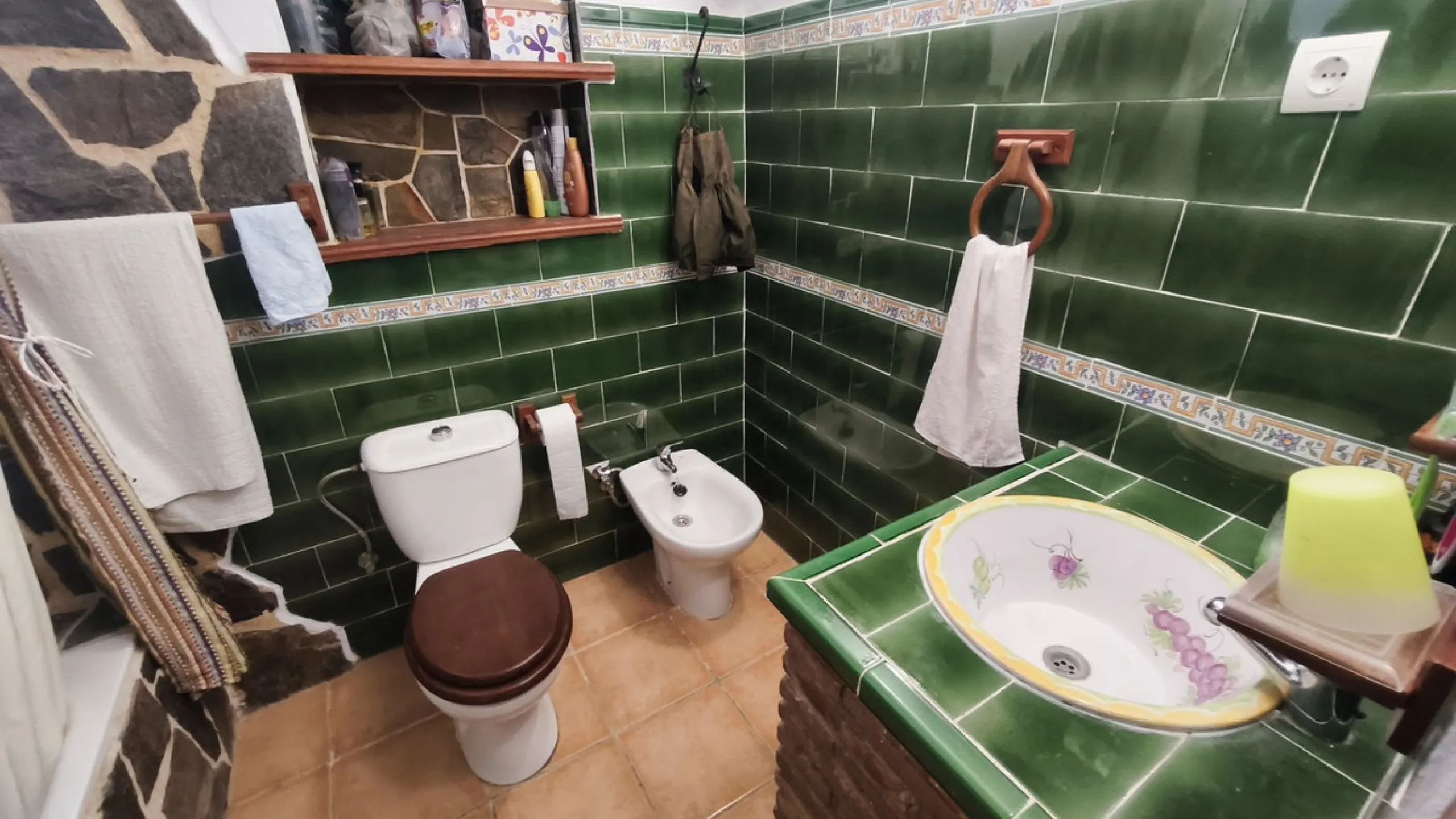 Charming property with views, pool and covered terrace - near Marbella