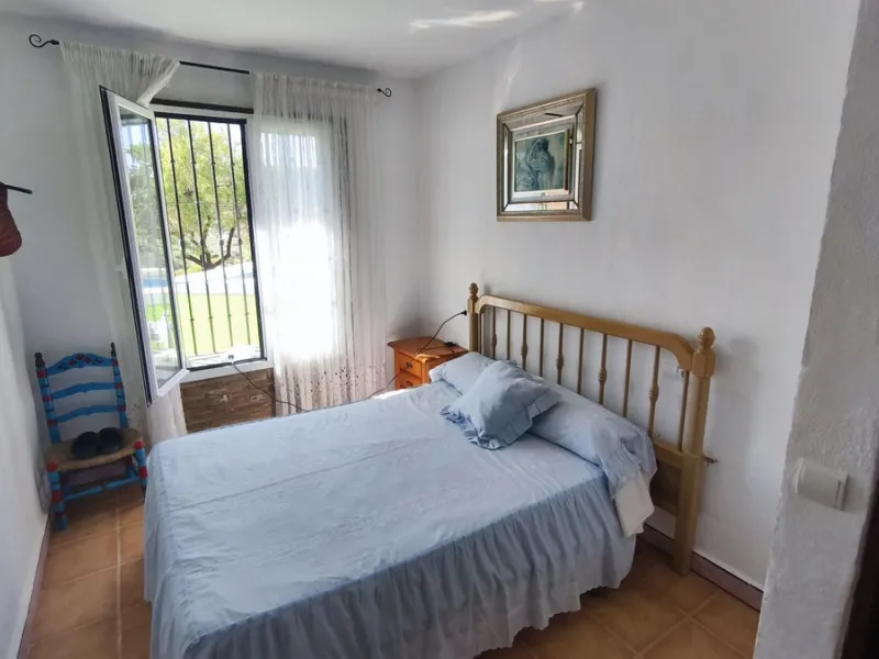 Charming property with views, pool and covered terrace - near Marbella